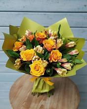 Букет цветов из:  Альстромерии и Розы в Новоорловске