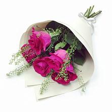 Букет цветов из:  Розы в Новоорловске