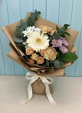 Букет цветов из:  Герберы и Хризантемы в Новоорловске