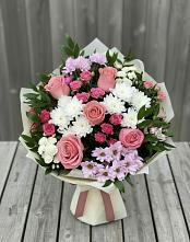Букет цветов из:  Альстромерии, Гвоздики, Розы и Хризантемы в Новоорловске