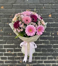 Букет цветов из:  Герберы и Хризантемы в Новоорловске