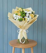 Букет цветов из:  Хризантемы и Розы в Новоорловске