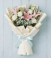 Букет цветов из:  Лилии в Новоорловске