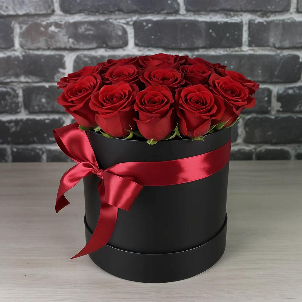 Цветочная композиция из Розы в шляпной коробке в Новоорловске