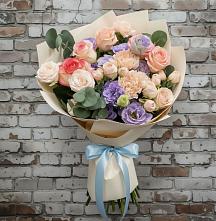 Букет цветов из:  Розы, Лизиантусы и Гвоздики #REPLACE_PRED# Новоорловске
