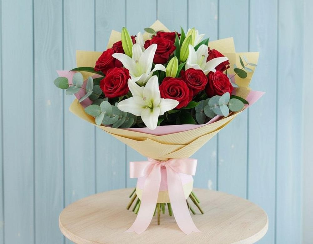 Букет цветов из: Лилии и Розы в Новоорловске